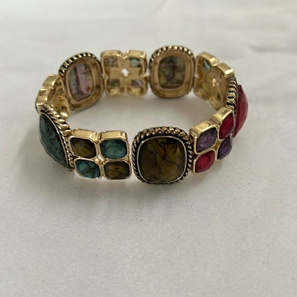 Fun colorful bracelet 